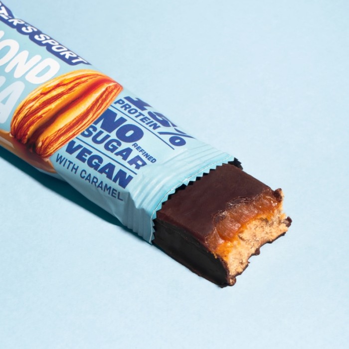 Батончик Sister's Sport Protein Halva, 40 грамм - миндаль и карамелью