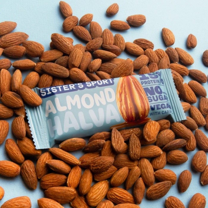 Батончик Sister's Sport Protein Halva, 40 грамм - миндаль и карамелью